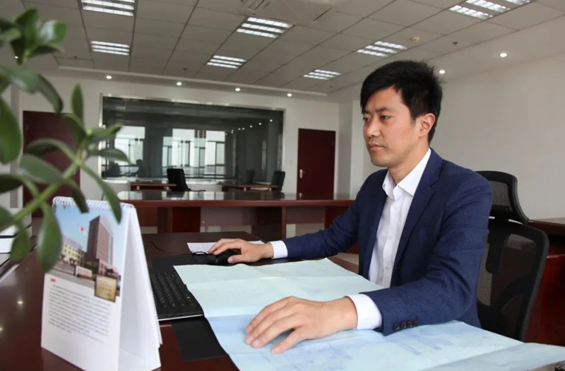 海安名匠丨江蘇鵬飛集團股份有限公司設(shè)計中心主任，高級工程師、高級技師李曉平